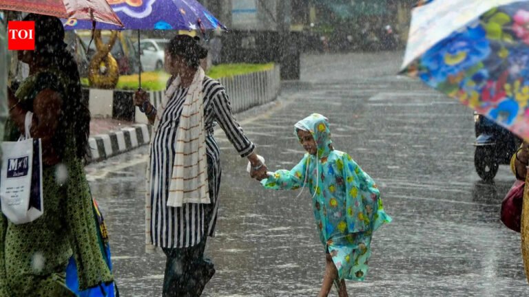 Mumbai Rains: Will Mumbai schools and colleges remain closed tomorrow amid IMD orange alert? Mumbai Rains: Will Mumbai schools and colleges remain closed tomorrow amid IMD orange alert?
