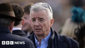 O’Leary extends Ryanair contract to 2032