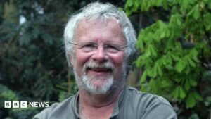 Bill Oddie: The Goodies and Springwatch star dies at 85