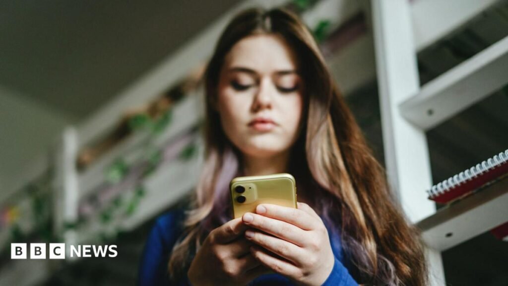 Don’t panic – five ways to stop your kids’ endless scrolling
