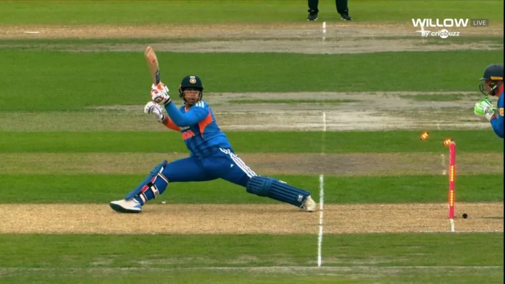 Fans react as 15-year-old falls cheaply on India debut Fans react as 15-year-old falls cheaply on India debut