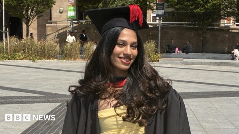 Graduation outfits: Students tell us how to impress on a budget Graduation outfits: Students tell us how to impress on a budget