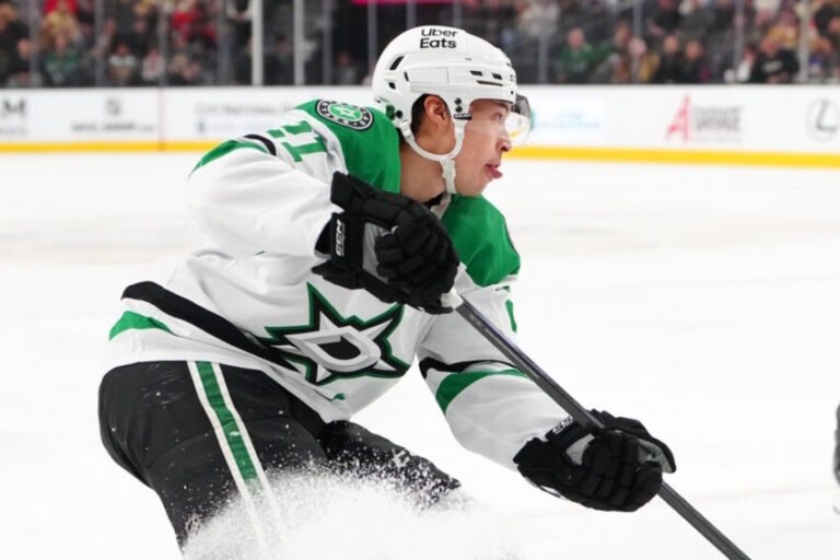Jason Robertson and the Dallas Stars are Heading to Arbitration