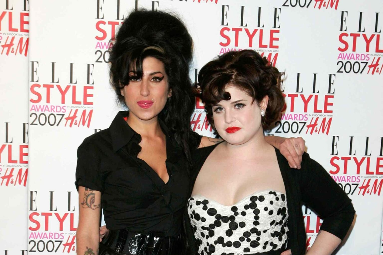 Kelly Osbourne Rediscovers Dress She Wore for Special Red Carpet Moment with Amy Winehouse 4 Years Before Her Death Kelly Osbourne Rediscovers Dress She Wore for Special Red Carpet Moment with Amy Winehouse 4 Years Before Her Death
