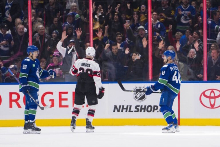 NHL Rumors: Claude Giroux, Regretting Contracts, and the Elias Pettersson Fear NHL Rumors: Claude Giroux, Regretting Contracts, and the Elias Pettersson Fear
