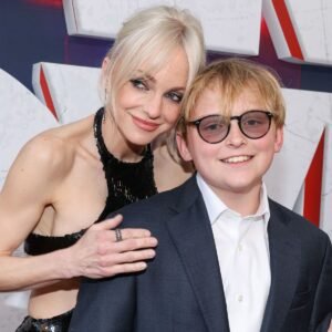 Anna Faris Details Parenting Son Jack With Ex-Husband Chris Pratt, More Anna Faris Details Parenting Son Jack With Ex-Husband Chris Pratt, More