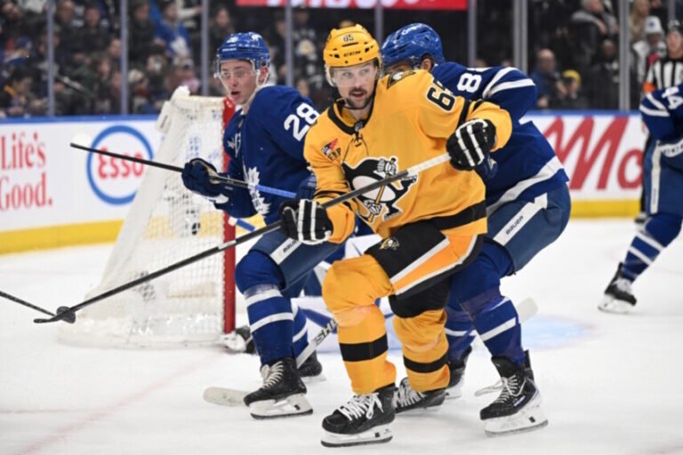 NHL Rumors: Erik Karlsson, Toronto Maple Leafs, and Eeli Tolvanen NHL Rumors: Erik Karlsson, Toronto Maple Leafs, and Eeli Tolvanen