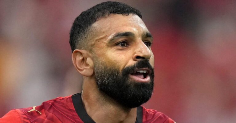 Salah in talks to sign for Trabzonspor Salah in talks to sign for Trabzonspor