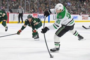 The Plan from the Dallas Stars to Keep Jason Robertson Long-Term The Plan from the Dallas Stars to Keep Jason Robertson Long-Term