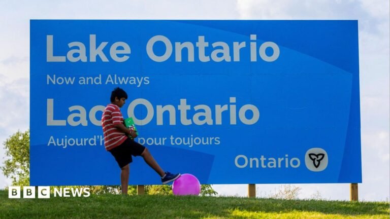 Apple Maps changes Lake Ontario to Lake America, joining Google Apple Maps changes Lake Ontario to Lake America, joining Google