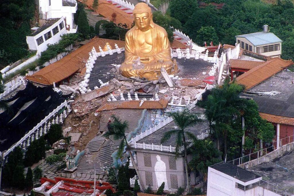 Devastating Earthquake Killed More Than 2,400 and Left Another 100,000 Homeless Exactly 27 Years Ago Devastating Earthquake Killed More Than 2,400 and Left Another 100,000 Homeless Exactly 27 Years Ago
