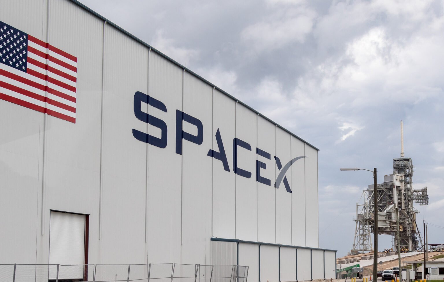 Elon Musk’s Paper Billions Are Vanishing
