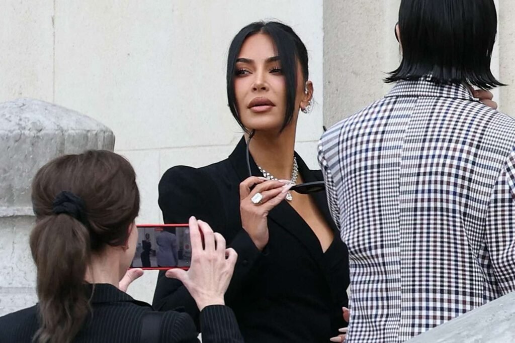 Kim Kardashian Awarded 1 Euro After Being Bound and Robbed of M in Jewelry