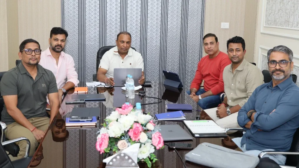 BCCI ready to increase salaries, yet 2 former India stars reject West Zone selector’s job BCCI ready to increase salaries, yet 2 former India stars reject West Zone selector’s job
