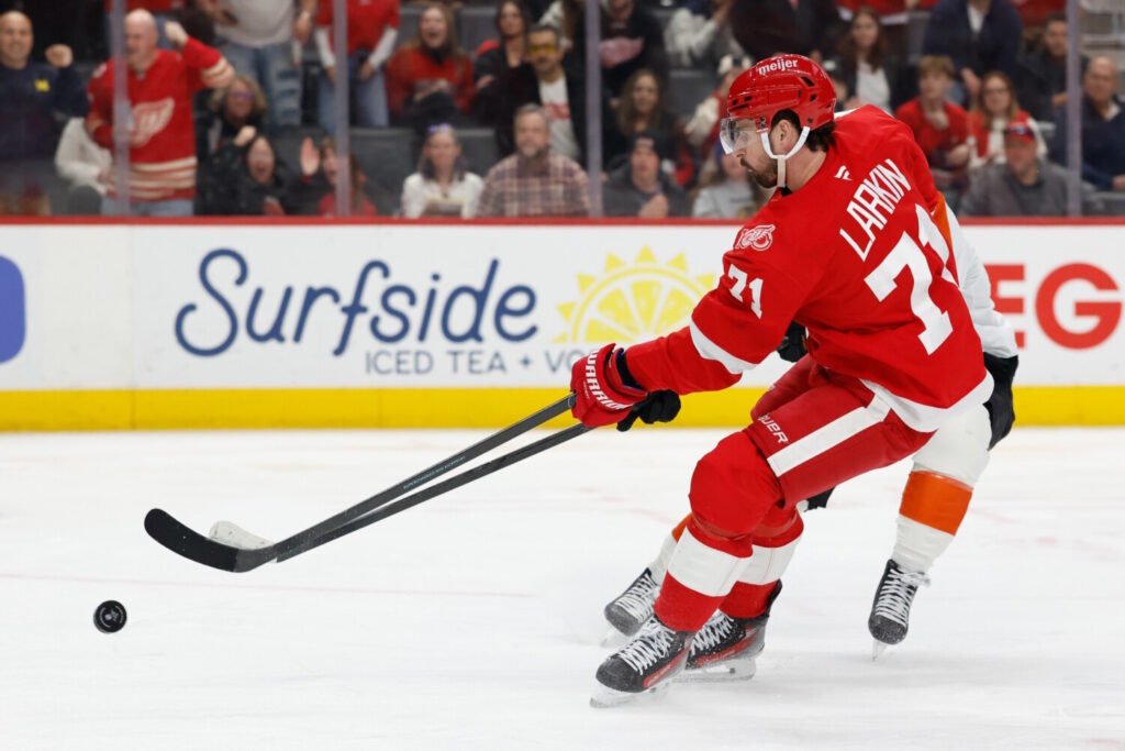 NHL Rumors: Philadelphia Flyers, and the Detroit Red Wings