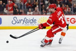 NHL Rumors: Philadelphia Flyers, and the Detroit Red Wings