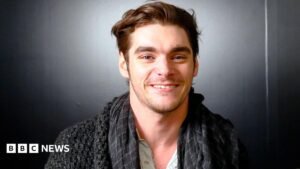 RJ Mitte: How Breaking Bad star changed the way we see cerebral palsy RJ Mitte: How Breaking Bad star changed the way we see cerebral palsy