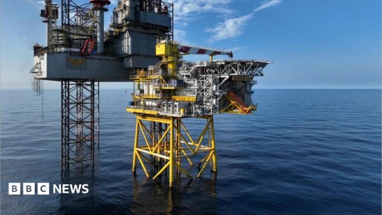 The ‘trillion pound’ oil fund the government believes Britain could have built The ‘trillion pound’ oil fund the government believes Britain could have built